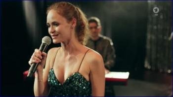 david-wenn-s-um-liebe-geht-2019-hd-720p-image-1-11.jpg