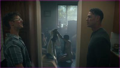 n-esmarelda-jennifer-holland-peacemaker-s02e02-202.jpg