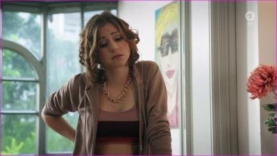 trin-heb-rentnercops-s04e05-2020-hd-720p-image-1-3.jpg
