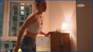 ilova-my-v-razvode-s01e01-2025-hd-1080p-image-1-11.jpg