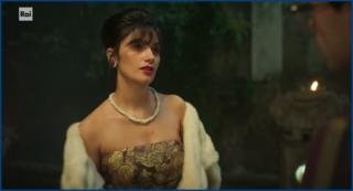 -masciale-champagne-peppino-di-capri-2025-hd-1080p.jpg