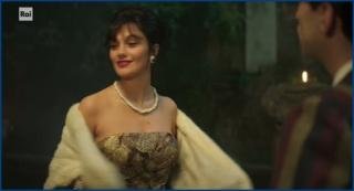 -masciale-champagne-peppino-di-capri-2025-hd-1080p.jpg