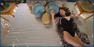 ca-collins-acapulco-s04e04-2025-hd-1080p-image-1-5.jpg