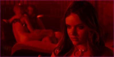 a-magdalena-tejado-two-graves-dos-tumbas-s01e01-03.jpg
