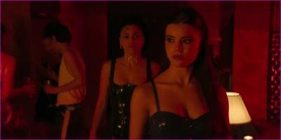 a-magdalena-tejado-two-graves-dos-tumbas-s01e01-03.jpg