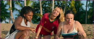 ara-eva-huault-etc-coca-chicas-2025-hd-1080p-image.jpg