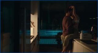 n-adria-arjona-splitsville-2025-hd-1080p-image-1-7.jpg