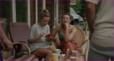 e-patkauskaite-drowning-dry-seses-2024-hd-1080p-im.jpg