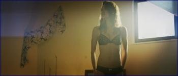 leigh-gilbert-break-night-2017-hd-1080p-image-1-13.jpg