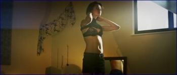 leigh-gilbert-break-night-2017-hd-1080p-image-1-14.jpg