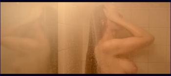 stiny-millns-amber-s-descent-2021-1080p-image-1-14.jpg