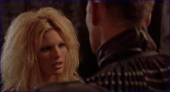 8053701_layla-roberts-beowulf-1999-720p-image-1-15.jpg