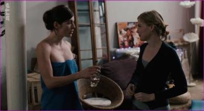 -his-hands-entre-ses-mains-2005-hd-1080p-image-1-7.jpg