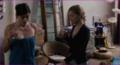 his-hands-entre-ses-mains-2005-hd-1080p-image-1-10.jpg