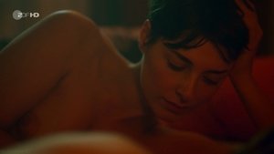 ME1BUEGZ_t.jpg ME1BUEGZ_t.jpg