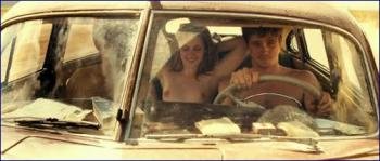655678598_kristen-stewart-road-threesome-image-1.jpg