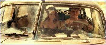 655678601_kristen-stewart-road-threesome-image-1-3.jpg