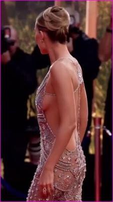 margot-robbie-naked-dress-2025-hd-1080p-image-1-11.jpg
