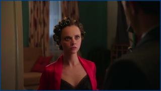 16_christina-ricci-pan-am-s01e10-2011-2012-image-1.jpg