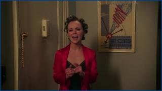 _christina-ricci-pan-am-s01e10-2011-2012-image-1-7.jpg