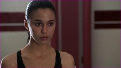712_emmanuelle-chriqui-snow-day-2000-1080p-image-1.jpg