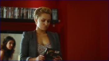 692882839_hayden-panettiere-scream-4-2011-image-1.jpg