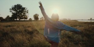 ME1CHM6V_t.jpg ME1CHM6V_t.jpg