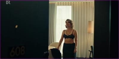 ne-frank-makellos-eine-kurze-welle-des-glucks-2026.jpg ne-frank-makellos-eine-kurze-welle-des-glucks-2026.jpg