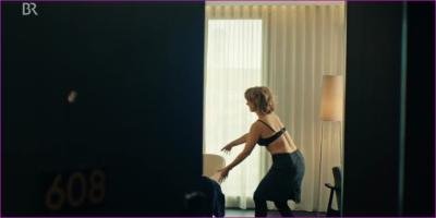 ne-frank-makellos-eine-kurze-welle-des-glucks-2026.jpg ne-frank-makellos-eine-kurze-welle-des-glucks-2026.jpg