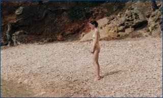 gny-nailia-harzoune-bonjour-tristesse-2024-hd-1080.jpg