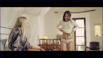 sarah-butler-stranger-within-2013-1080p-image-1-10.jpg