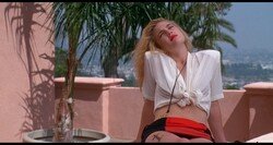 ry9xxq33ku67.jpg