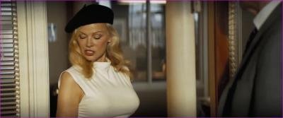 amela-anderson-the-naked-gun-2025-1080p-image-1-10.jpg
