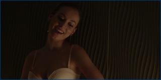 o-danna-paola-elite-s01e01-2018-hd-1080p-image-1-5.jpg