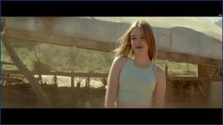 son-brown-strangerland-2015-1080p-bluray-image-1-2.jpg