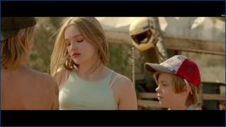 son-brown-strangerland-2015-1080p-bluray-image-1-6.jpg