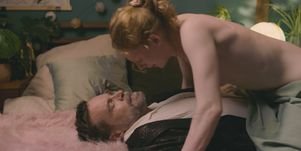 122887858_Easy_Girl_2025.mkv_20260602_084235.451.jpg