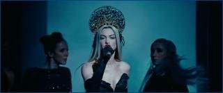 _anne-hathaway-mother-mary-2026-hd-1080p-image-1-4.jpg