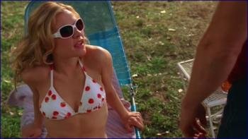 in-true-blood-s01e01-tv-series-2008-2014-image-1-8.jpg
