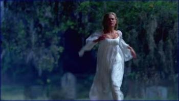 in-true-blood-s01e06-tv-series-2008-2014-image-1-5.jpg