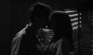 740087485_the-stranger-4k_1-1-6.jpg