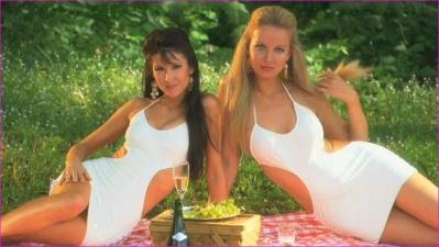 -ildiko-ferenczi-lucia-oskerova-angela-fong-luscio.jpg
