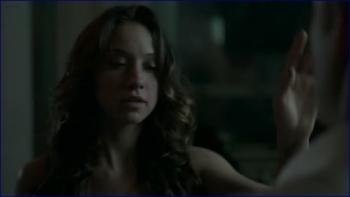r-dudley-stella-maeve-the-magicians-2016-s1e5-6-hd.jpg