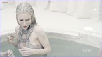 37_jaime-murray-defiance-20014-s2e3-720p-image-1-9.jpg