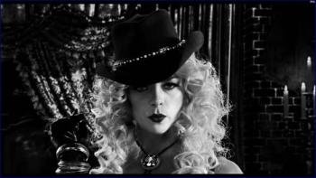 ty-a-dame-to-kill-for-2014-1080p-bluray-image-1-15.jpg