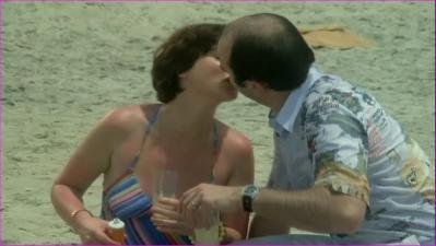 -anne-chazel-etc-les-bronzes-1978-hd-1080p-image-1.jpg