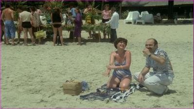 nne-chazel-etc-les-bronzes-1978-hd-1080p-image-1-4.jpg