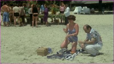 nne-chazel-etc-les-bronzes-1978-hd-1080p-image-1-5.jpg