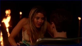 ce-monica-keena-jeanine-giovanni-entourage-s02-e02.jpg