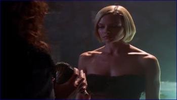 737417081_jaime-pressly-charmed-image-1.jpg